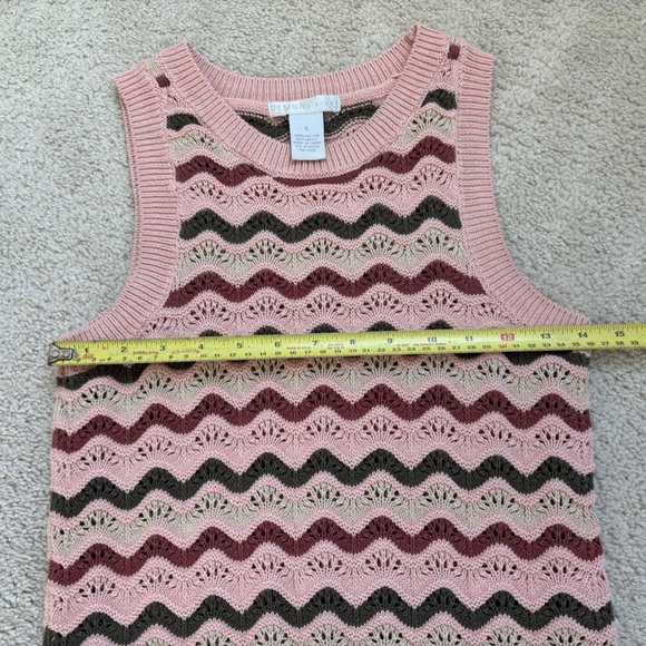 Evereve Design History Knit Sweater Vest - Picture 11 of 15